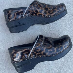 Dansko Brown Leopard Mules